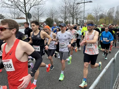 Foto des Albums: Von Falkensee nach Spandau: Bilder vom 37. Lauf der Sympathie (Startbereich)