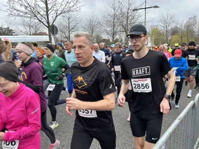 Foto des Albums: Von Falkensee nach Spandau: Bilder vom 37. Lauf der Sympathie (Startbereich)