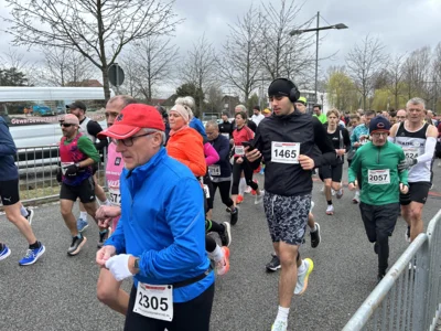 Foto des Albums: Von Falkensee nach Spandau: Bilder vom 37. Lauf der Sympathie (Startbereich)
