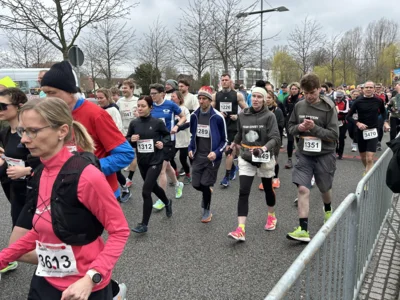 Foto des Albums: Von Falkensee nach Spandau: Bilder vom 37. Lauf der Sympathie (Startbereich)