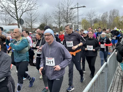 Foto des Albums: Von Falkensee nach Spandau: Bilder vom 37. Lauf der Sympathie (Startbereich)