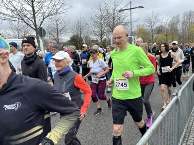 Foto des Albums: Von Falkensee nach Spandau: Bilder vom 37. Lauf der Sympathie (Startbereich)