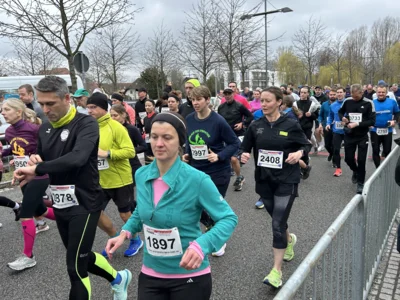 Foto des Albums: Von Falkensee nach Spandau: Bilder vom 37. Lauf der Sympathie (Startbereich)