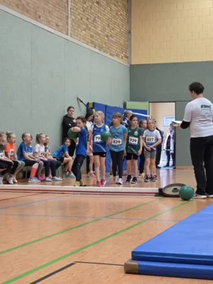 Foto des Albums: Spannende Wettkämpfe zur KM in der Halle