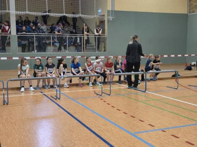 Foto des Albums: Spannende Wettkämpfe zur KM in der Halle