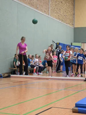 Foto des Albums: Spannende Wettkämpfe zur KM in der Halle