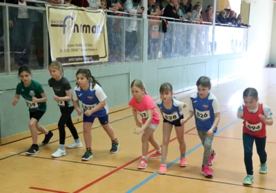 Foto des Albums: Spannende Wettkämpfe zur KM in der Halle