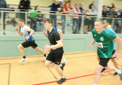 Foto des Albums: Spannende Wettkämpfe zur KM in der Halle