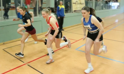 Foto des Albums: Spannende Wettkämpfe zur KM in der Halle