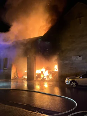 Foto des Albums: B2: Gewerbe, Brand Werkstatt