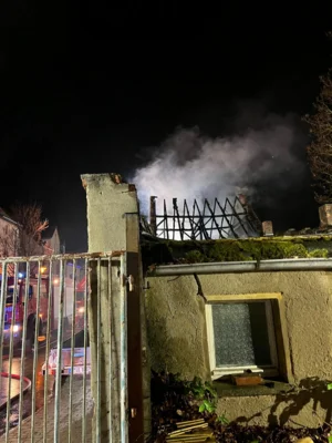 Foto des Albums: B2: Gewerbe, Brand Werkstatt
