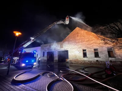 Foto des Albums: B2: Gewerbe, Brand Werkstatt