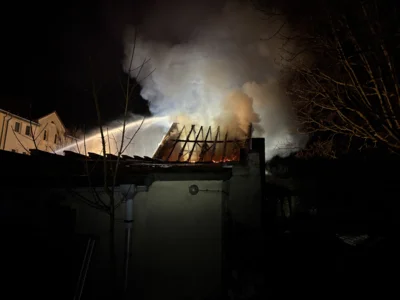 Foto des Albums: B2: Gewerbe, Brand Werkstatt