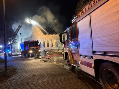 Foto des Albums: B2: Gewerbe, Brand Werkstatt