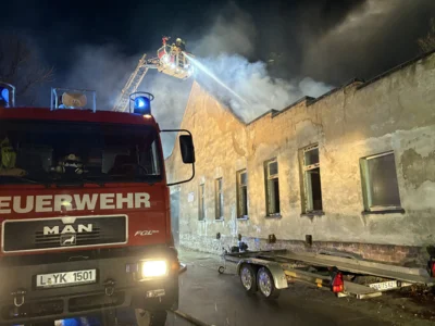 Foto des Albums: B2: Gewerbe, Brand Werkstatt