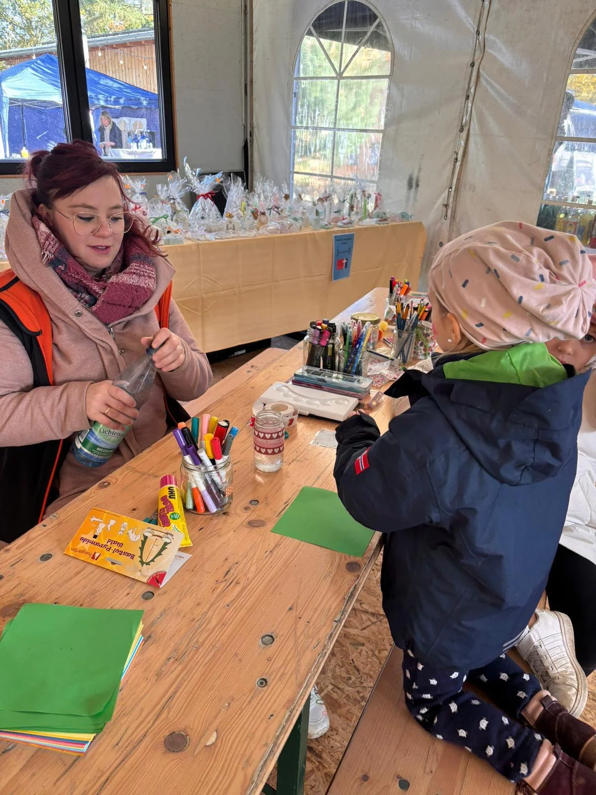 Bild: Kinderschminken und Basteln beim Landbumml 2025