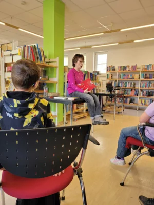 Foto des Albums: Exkursion in die Bibliothek Klasse 2