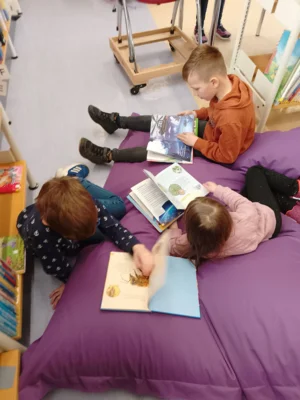 Foto des Albums: Exkursion in die Bibliothek Klasse 2
