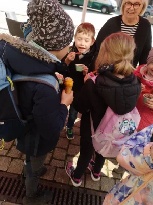 Foto des Albums: Exkursion in die Bibliothek Klasse 2