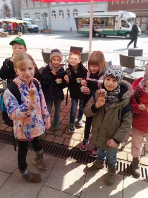 Foto des Albums: Exkursion in die Bibliothek Klasse 2