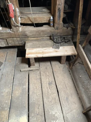 Erweiterung der Plattform vor der Turmuhr  (Bild vergr&ouml;&szlig;ern)