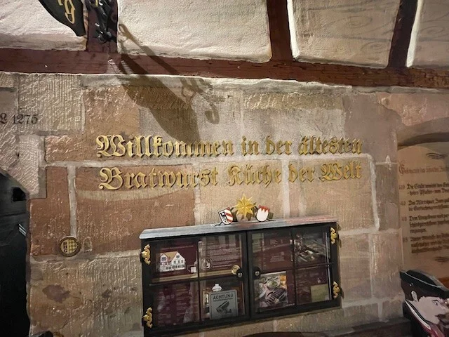 Bild : Besuch der ältesten Bratwurstküche der Welt