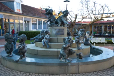Jungbrunnen  (Bild vergr&ouml;&szlig;ern)
