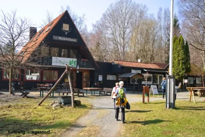 Molkenhaus - unsere Einkehr  (Bild vergr&ouml;&szlig;ern)