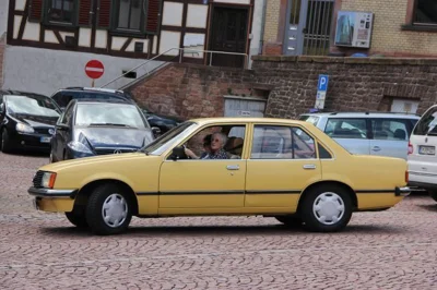 Foto des Albums: 3. Benefiz-Oldtimer-Sternfahrt 2019