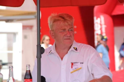 Foto des Albums: 2. Benefiz-Oldtimer-Sternfahrt 2018