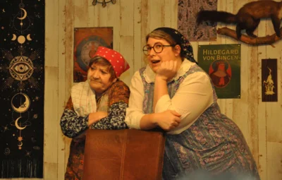 Foto des Albums: Großes Theater um die zauberhafte Glaskugel