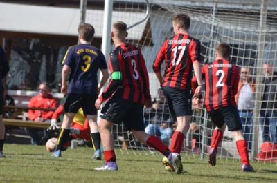 Foto des Albums: Bilder vom A-Juniorenspiel gegen Lok Zittau (Danke an E. Teuber, Zittau)
