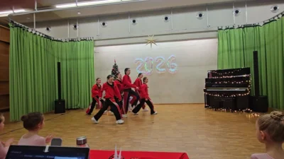 2025-12-21 NG Konzert Oskar DRIVE00015 