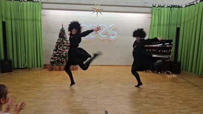 2025-12-21 NG Konzert Oskar FLAMINGOS00015 