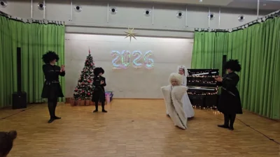 2025-12-21 NG Konzert Oskar FLAMINGOS00035 