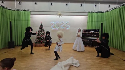 2025-12-21 NG Konzert Oskar FLAMINGOS00039 