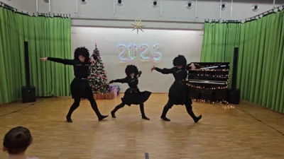 2025-12-21 NG Konzert Oskar FLAMINGOS00045 