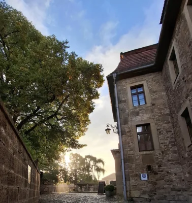 Eingang Burghof  (Bild vergr&ouml;&szlig;ern)