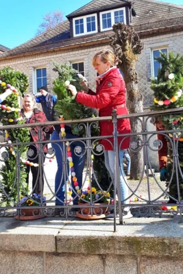 Foto des Albums: Osterbrunnenschmücken 2026