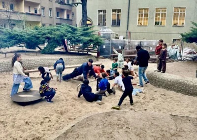 Foto des Albums: Osterbacken in der Carl-Kraemer-Schule