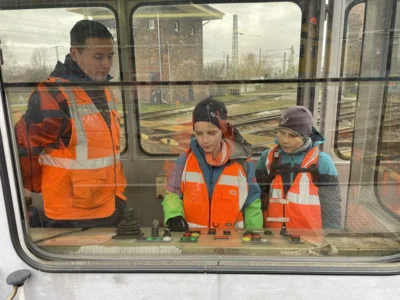 Foto des Albums: Die Klasse 5a besucht das Bahnwerk in Cottbus