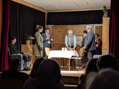 Sprakeb&uuml;ller Laienspielgruppe  (Bild vergr&ouml;&szlig;ern)