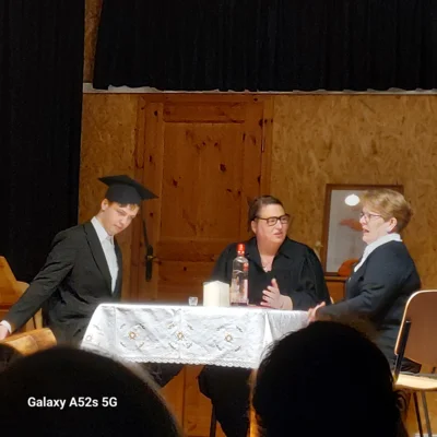 Sprakeb&uuml;ller Laienspielgruppe  (Bild vergr&ouml;&szlig;ern)