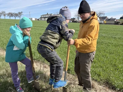 Foto des Albums: Baumpflanzaktion vom 28.03.2026