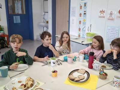 Foto des Albums: Osterfrühstück