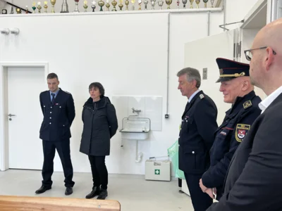 Foto des Albums: Einweihung des neuen Gerätehauses in Halenbeck