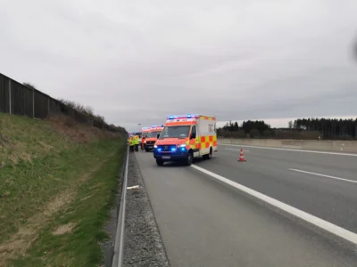 Foto des Albums: VU mit Bus auf der A9 am 28.03.26