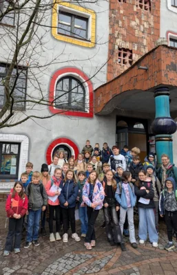 Foto des Albums: Exkursion Hundertwasserschule Wittenberg Klassen 4a und 4b
