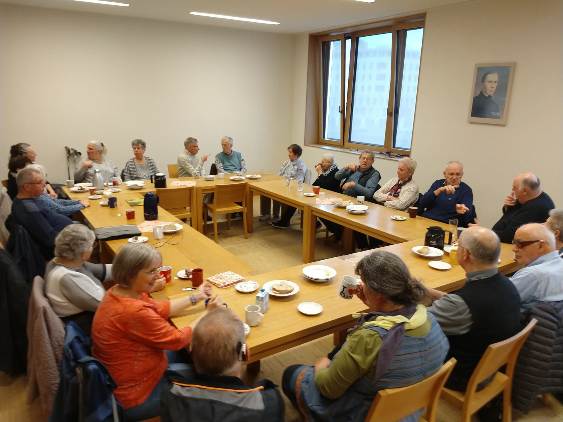 Bild: gemeinsames Kaffee-Trinken mit DGS