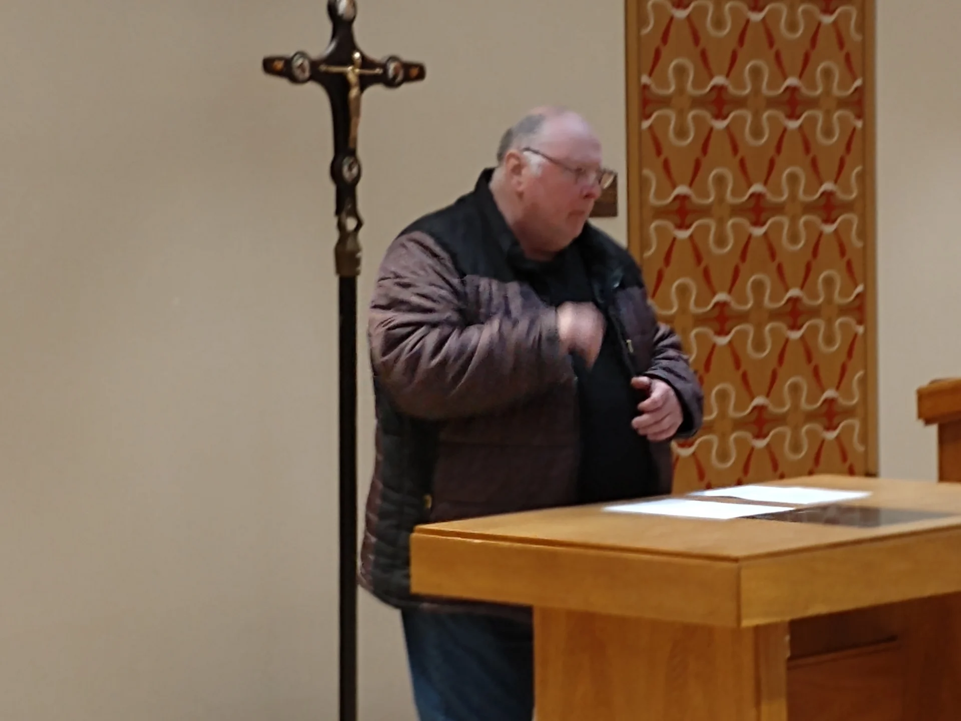 Bild: biblische Lesung zur Passionsandacht